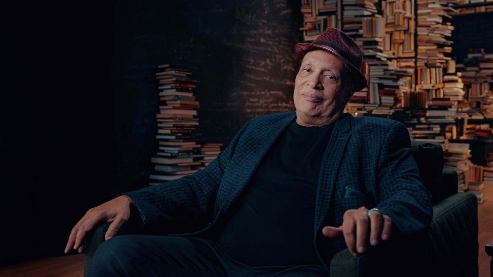 Fiction and Storytelling Online Course by Walter Mosley