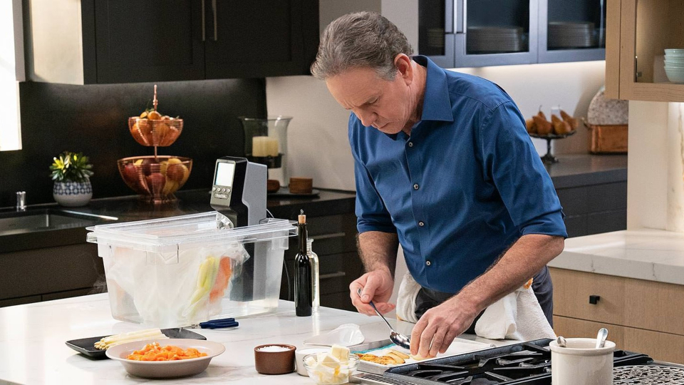 Cooking Techniques III: Seafood, Sous Vide, and Desserts Online Course by Thomas Keller